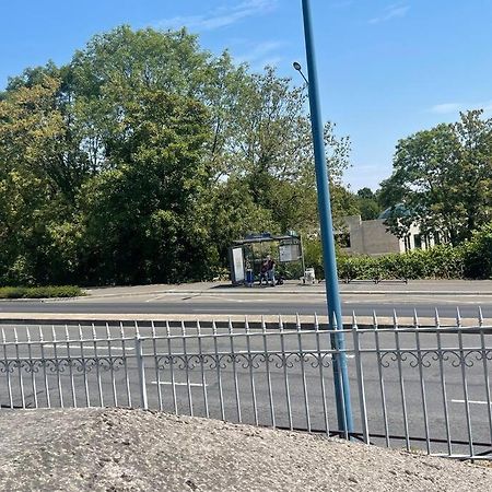 F3 Entier J - Proche Roissy-Villepinte-Paris Villiers-le-Bel Buitenkant foto
